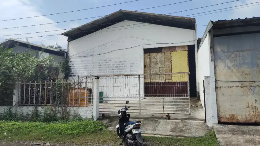 Dijual Gudang multifungsi