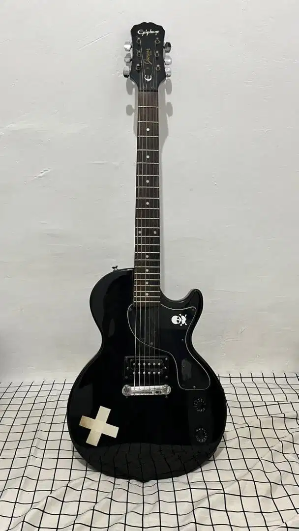 RARE! Epiphone Les Paul Junior 2013