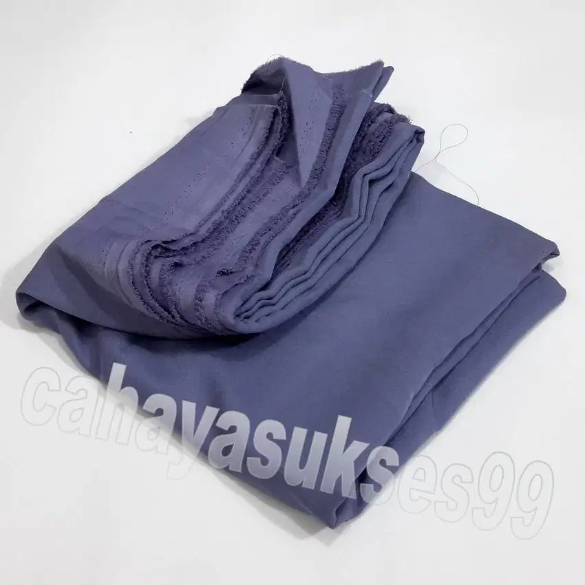 Bahan Kain Polyester Ungu Muda 250cm x 280cm Kain Perca Craft Souvenir