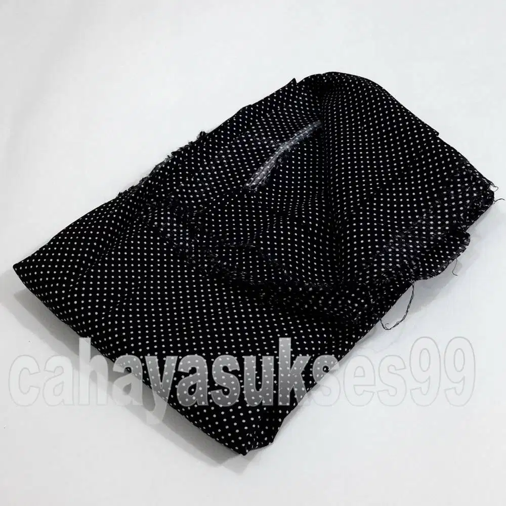 Bahan Kain Polyester Hitam Polkadot Bintik Putih Kain Perca Craft