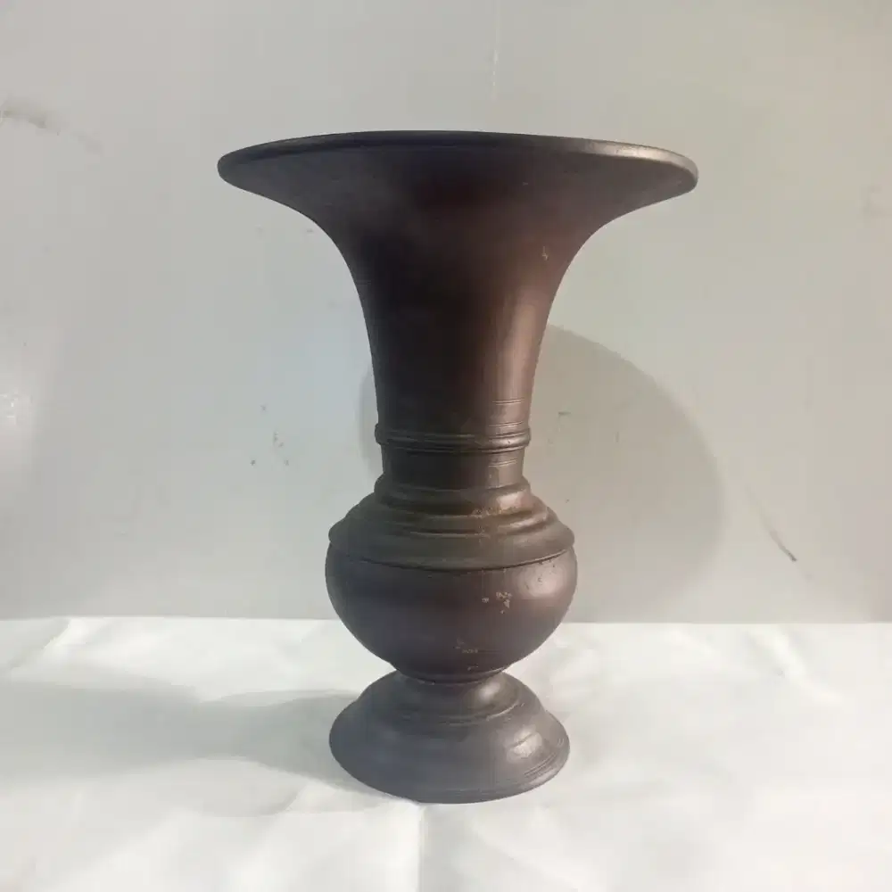 Paidon/Tempolong Kuningan Kuno Jumbo Pajangan Logam Antik Pengaidon