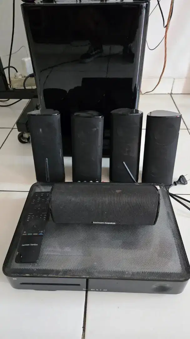 Harman Kardon HKTS 11 & Amply