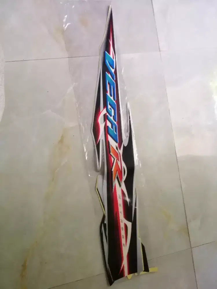 Stiker Yamaha Vega R. Kondisi baru