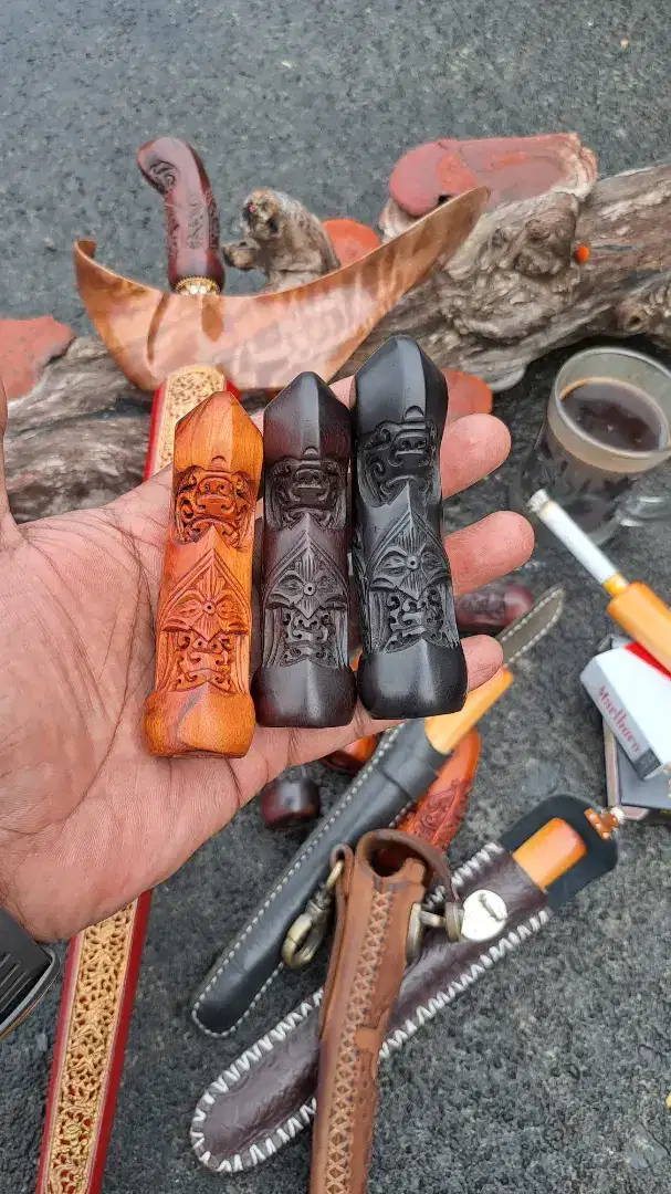 deder keris jogja putri kinurung (kayu hitam/stigi/tayuman)