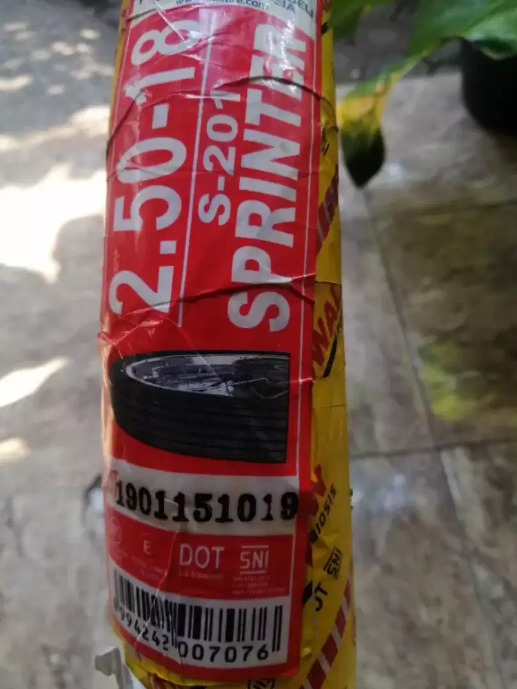 Ban Motor Merk Swallow Ukuran 2.50 R18