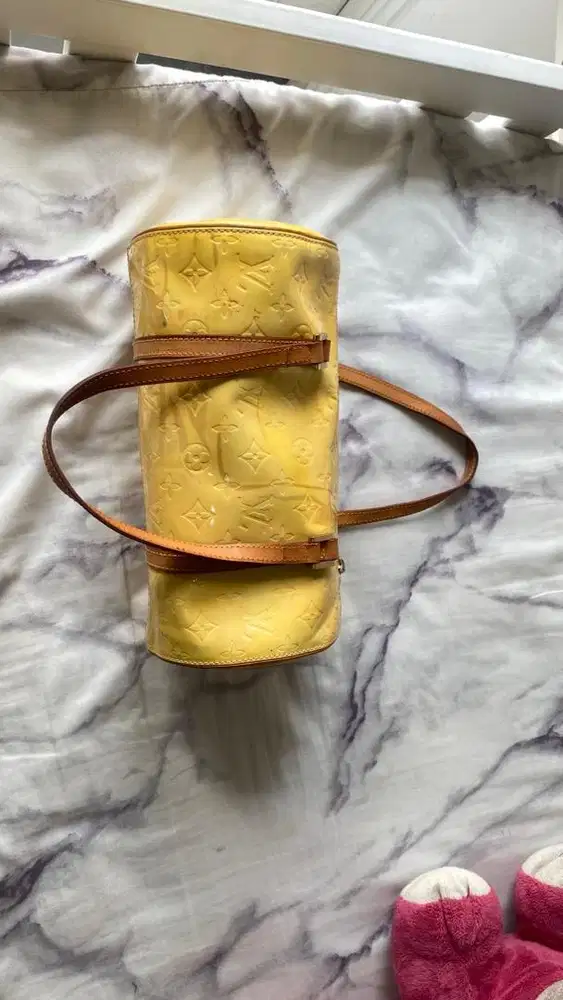 Lv vintage papillon louis vuitton tube