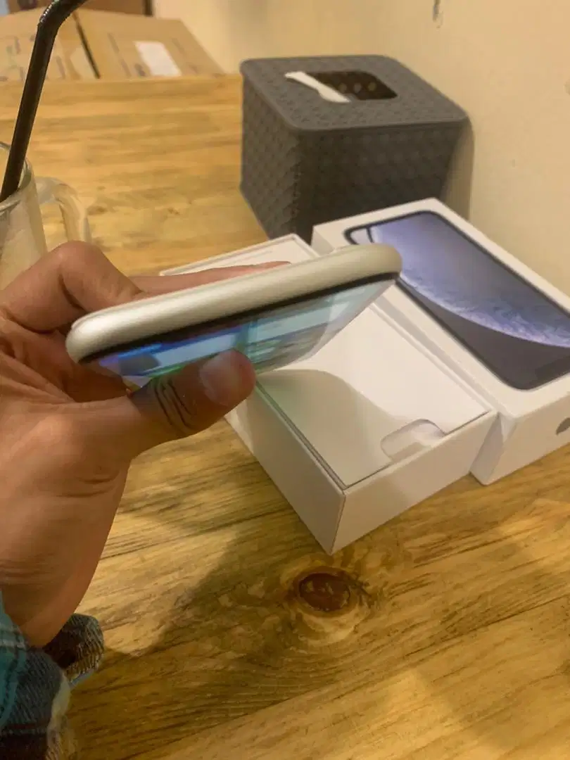 iphone xr 64 wifi only