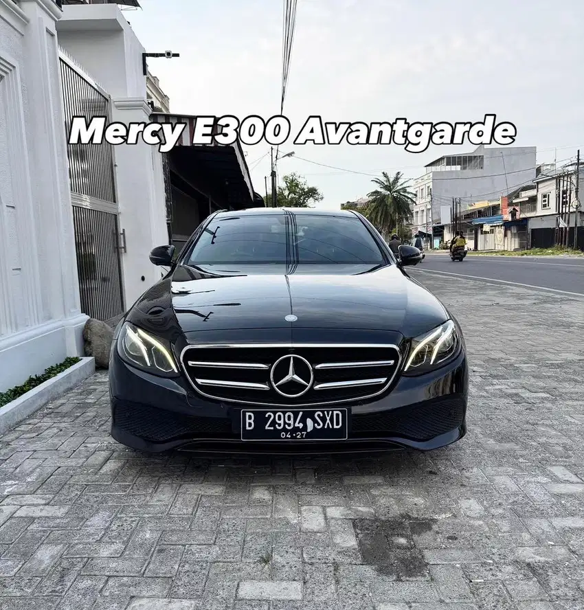 Mercedes Benz E300 AVG 2016/2017 A/T