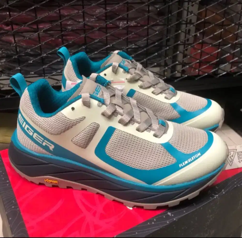 Sepatu trail running eiger original