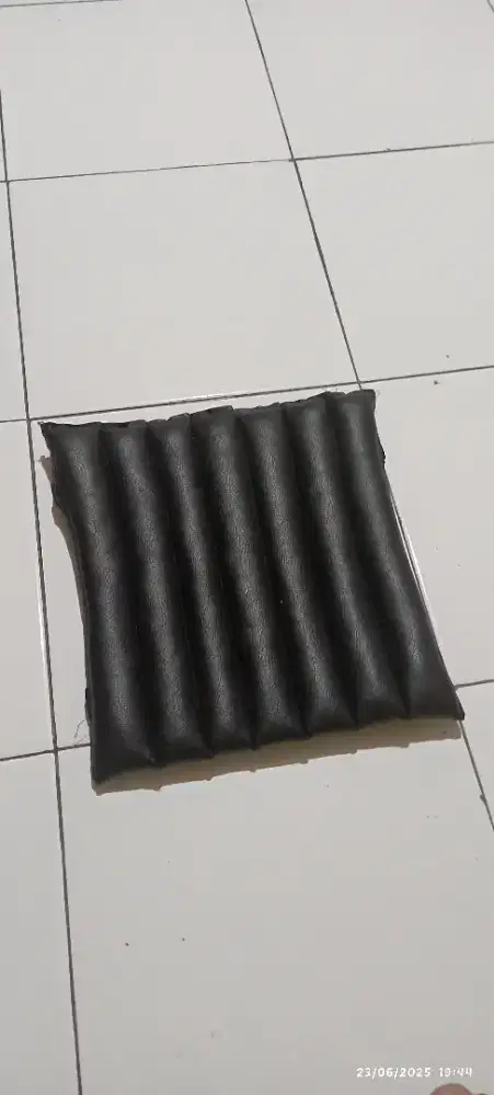 Tameng angin scoopy(windshield) dan alas tambahan tempat duduk kreta