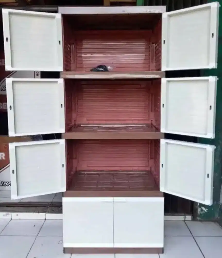 Lemari plastik club jumbo 4 susun