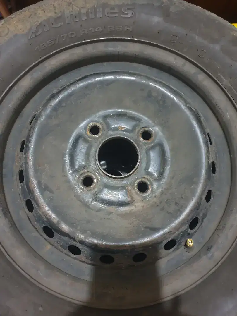 Velg besi 14inch. Pcd 114