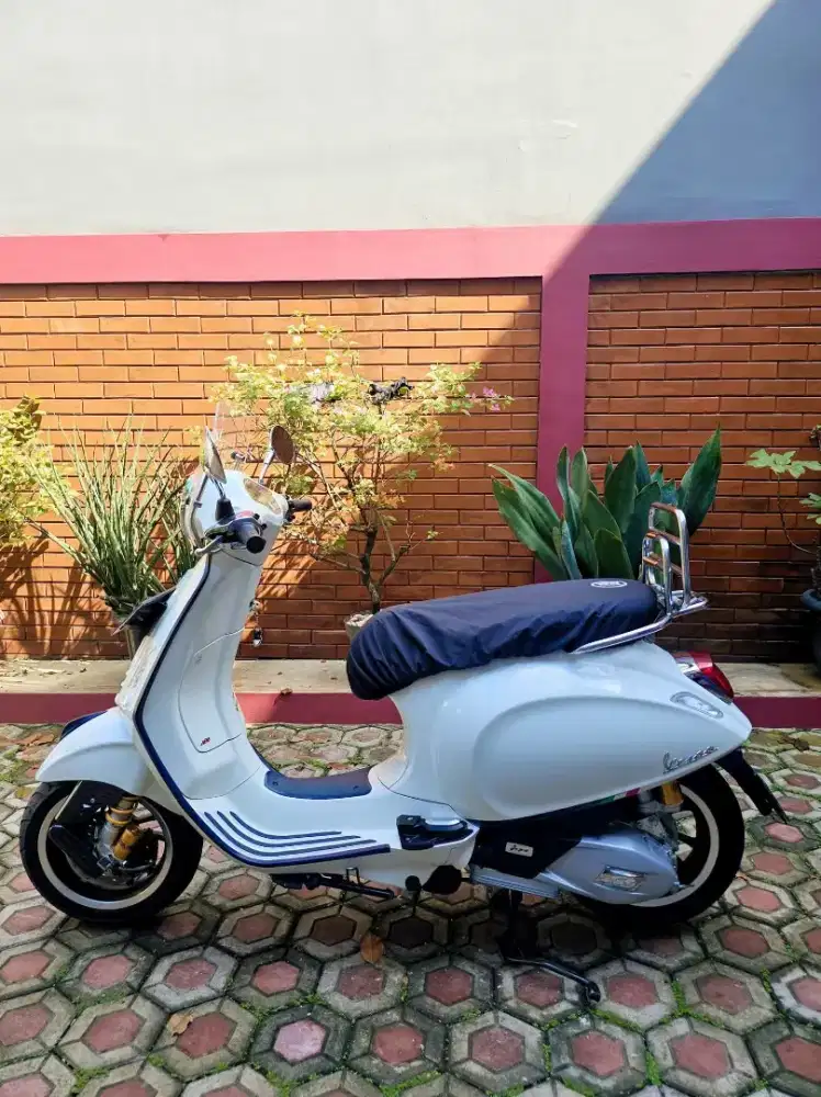 Vespa Primavera S 150 IGet ABS 2022 White Innocenza
