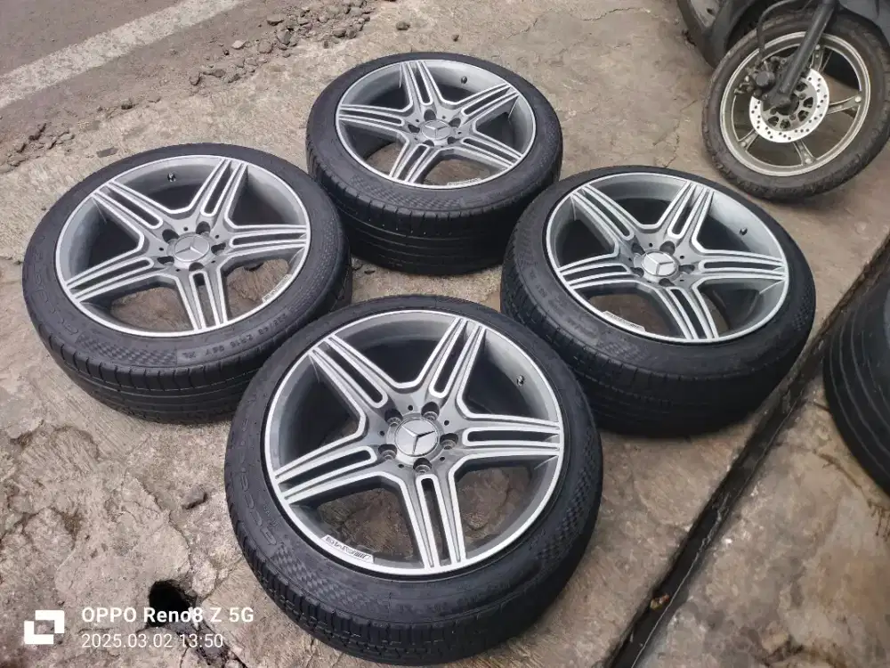 Jual vleg OEM mercy S clas R18 lbar 9.5 kond mulus ban acelera