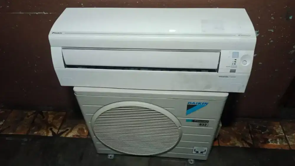 AC Daikin 1pk inverter ful ORI seperti baru