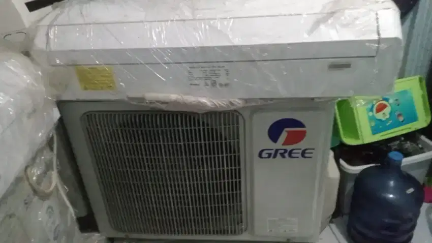 AC Gree 2pk gres ORI seperti baru
