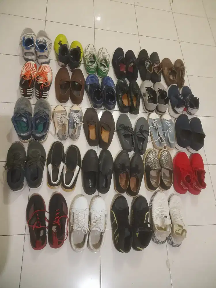 Edisi tidak terpakai, jual borongan sepatu second