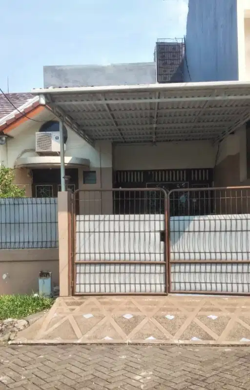 RUMAH DIJUAL DI LOKASI YANG NYAMAN DI CENGKARENG JAKARTA BARAT