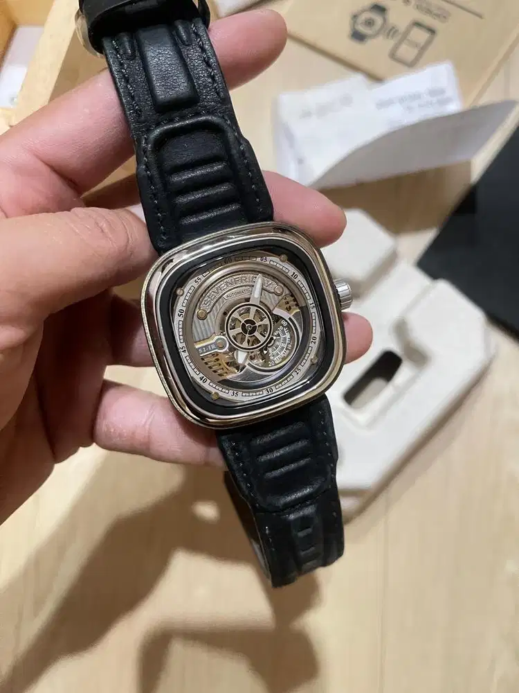 jam tangan  seven priday Ori