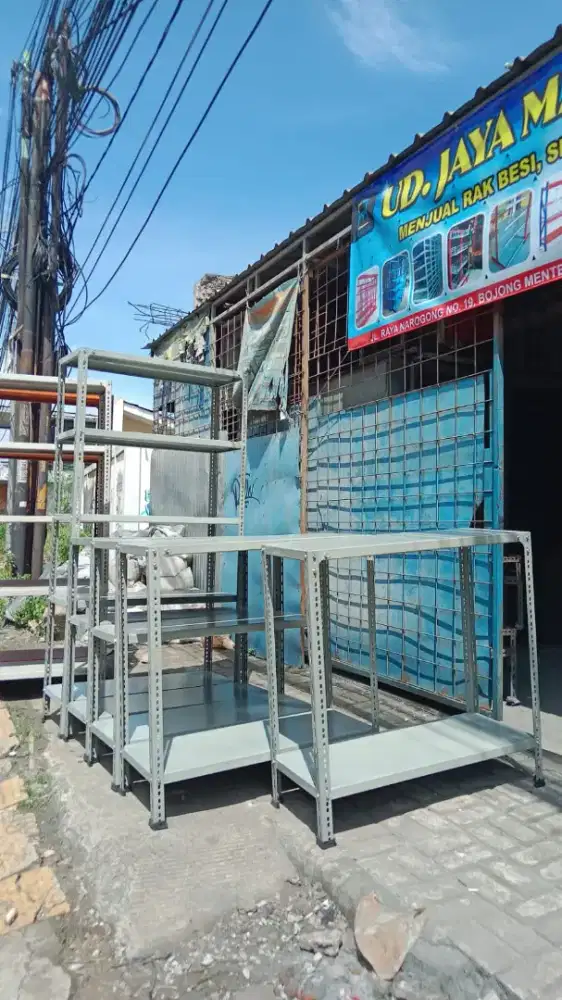 RAK BESI SIKU LUBANG