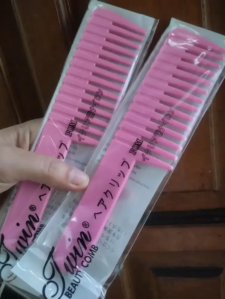 BORONGAN 2 PCS SISIR TEBAL PANJANG 20 cm