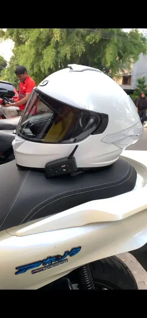 Helm NHK Mark Solid 1 full face + intercom