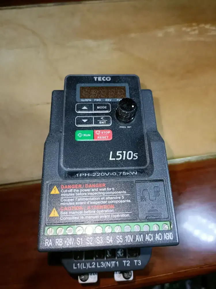 Jual inverter teco 0.75kw 1 phase
