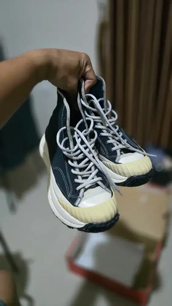 Sepatu converse 70 hi