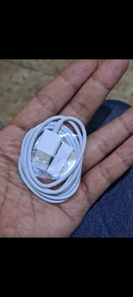 Kabel Data dan Charger Ipod, Iphone dan Ipad Baru Murah Bangetz