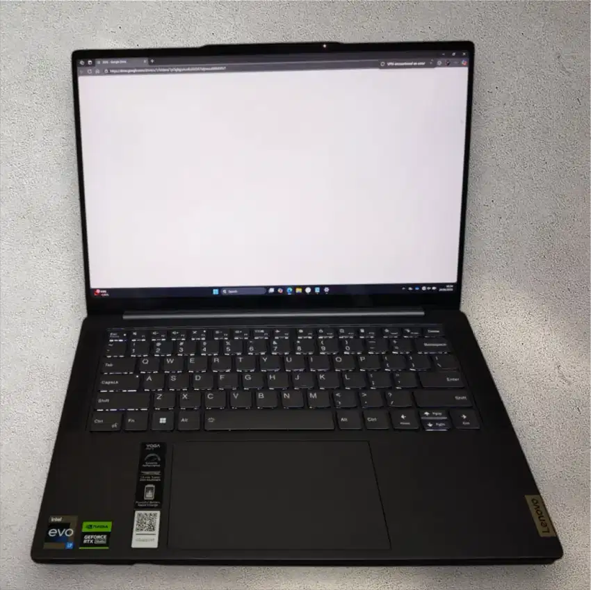 Lenovo Yoga Slim 7 Pro 14 RTX4050 i7 13700H 16GB 1TB SSD W11 OHS 14.5