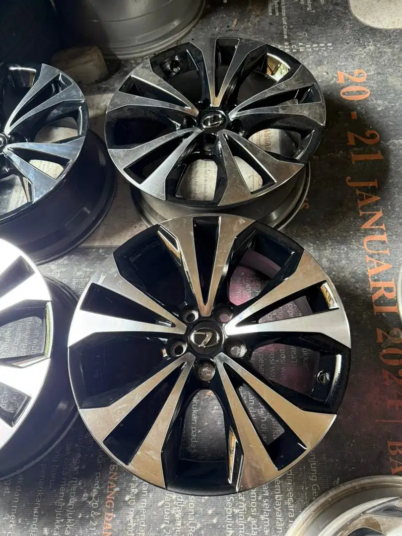 Velg LEXUS NX200 R.18 ori