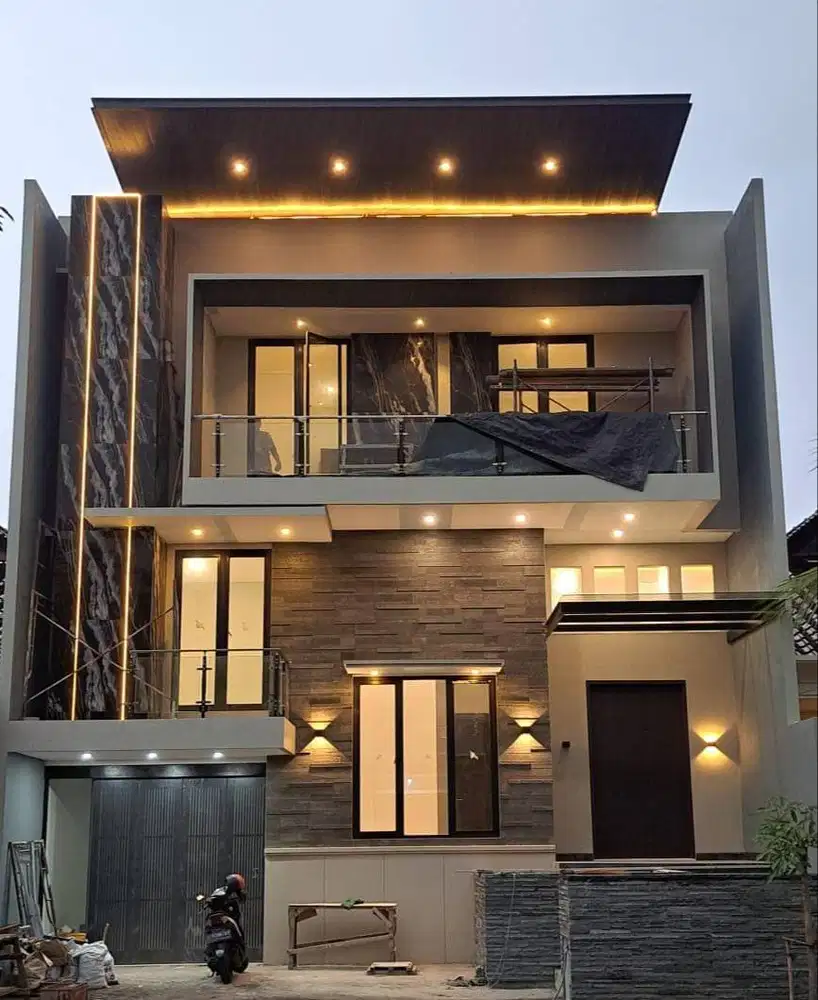 DIJUAL RUMAH BARU GRESS HIGH SPEC MEWAH SPLIT LEVEL DI CITRALAND UTAMA