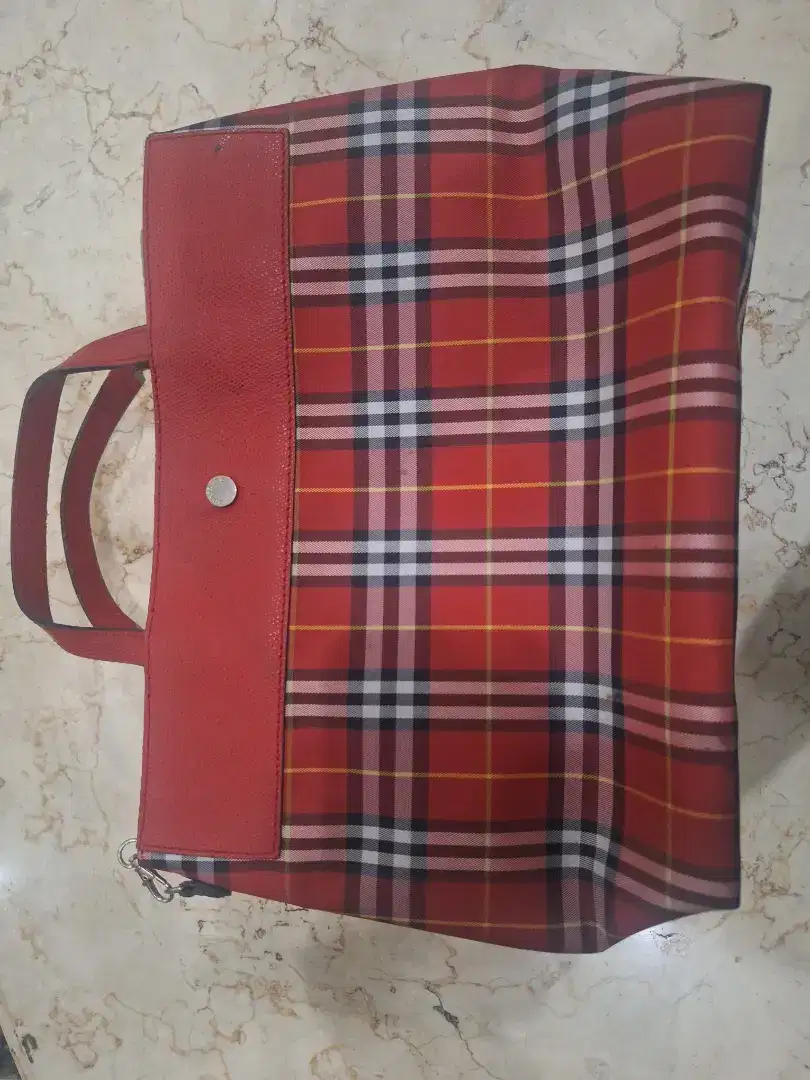 Authentic Burberry London Red Plaid Tote Bag (Preloved-Good Condition)
