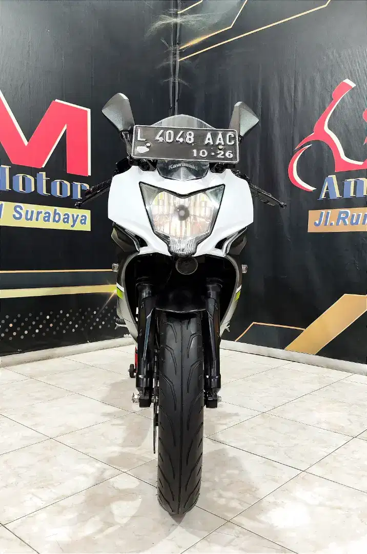 Ninja 250cc RR mono km.7rb putih doff supe 6.Anugerah motor rungkut