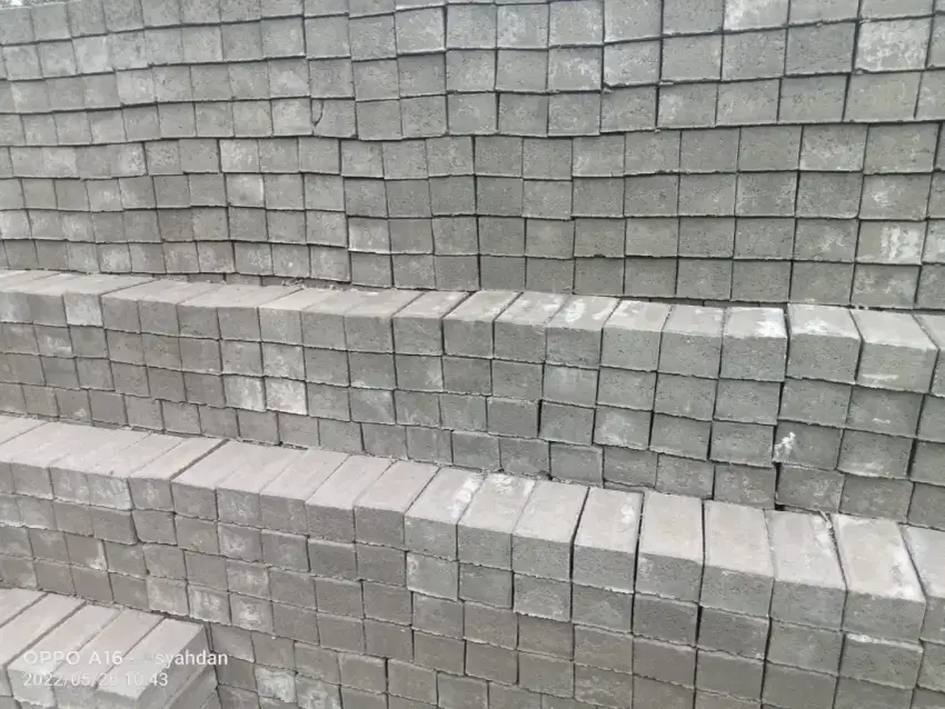 Paving Block, Segi empat abu, Conblock, Conblok, Konblock, Konblok