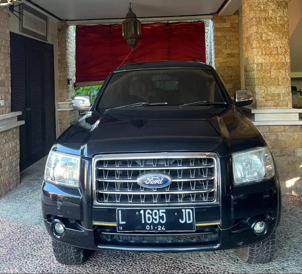 FORD EVEREST (2008)