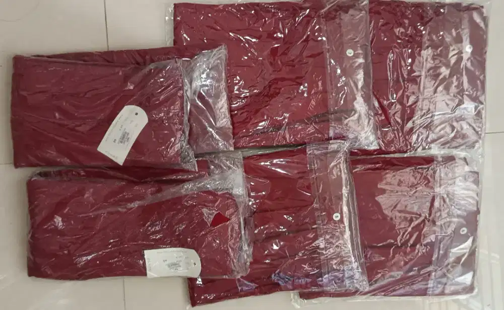 Rok merah selutut seragam SD baru