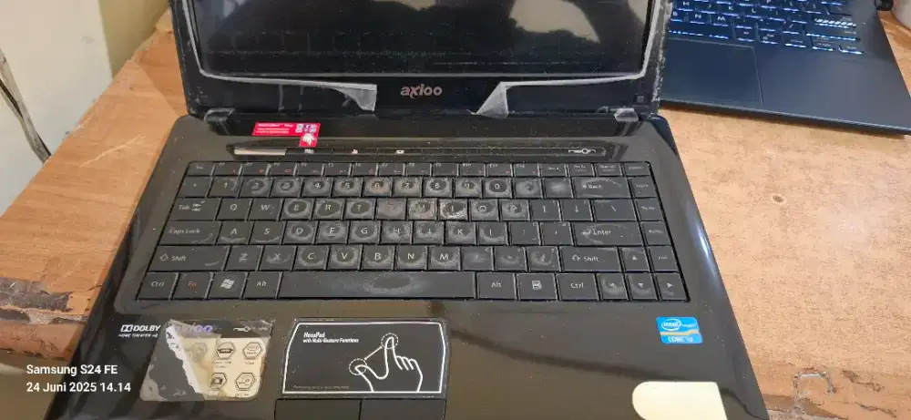 Axioo NEON HNM Core I-3