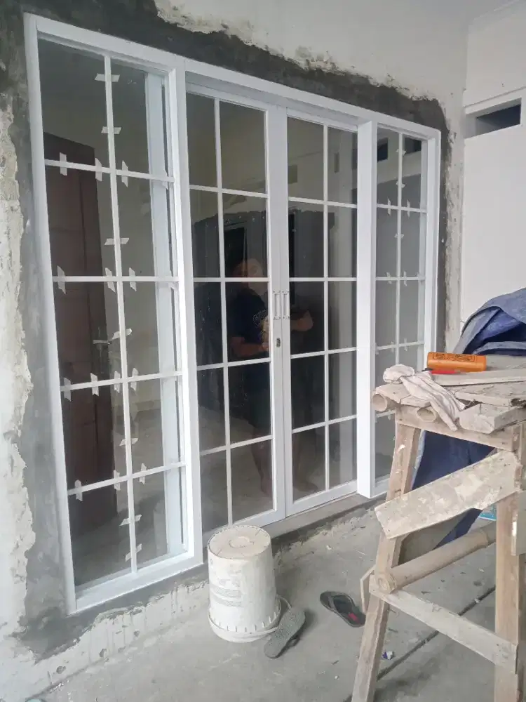 Jual kusen pintu satu dan pintu dua dari bahan aluminium dan kayu