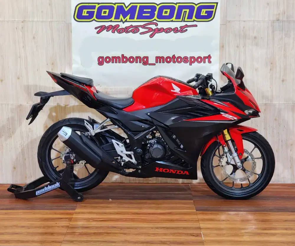HONDA CBR 150 2023