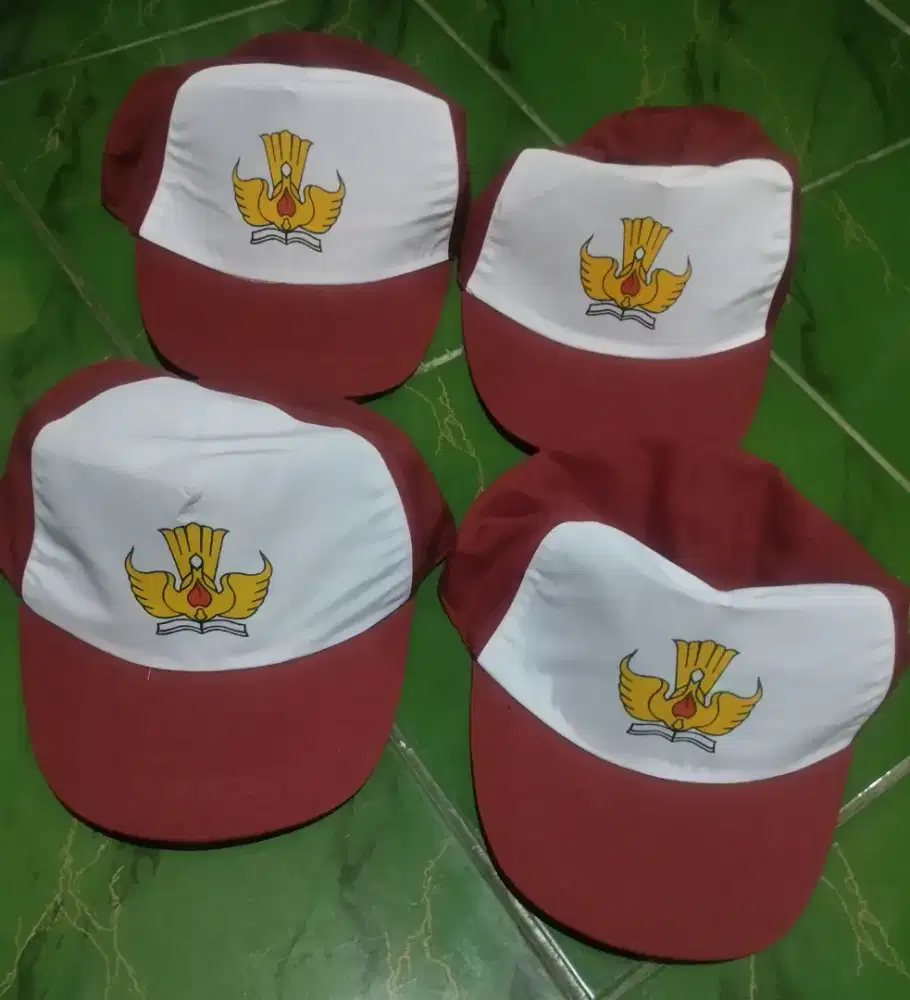 4 BUAH TOPI SD KUALITAS BAGUS