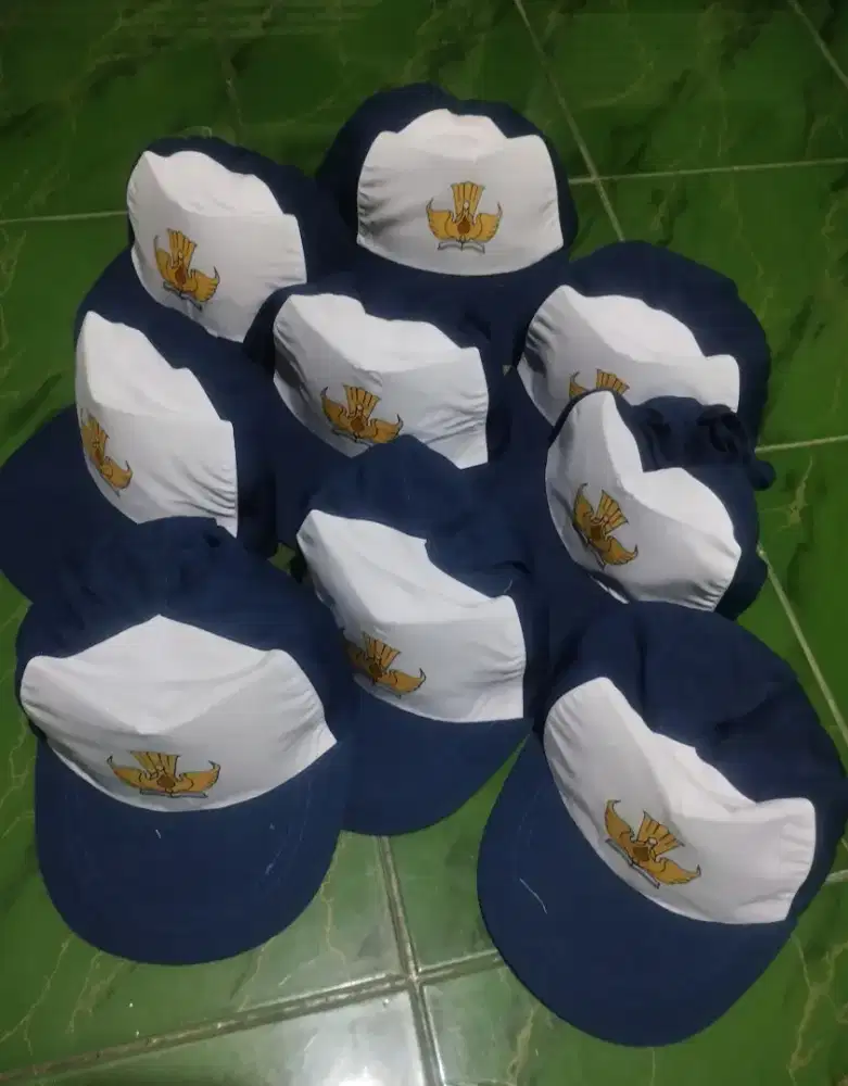 9 BUAH TOPI SMP KUALITAS BAGUS