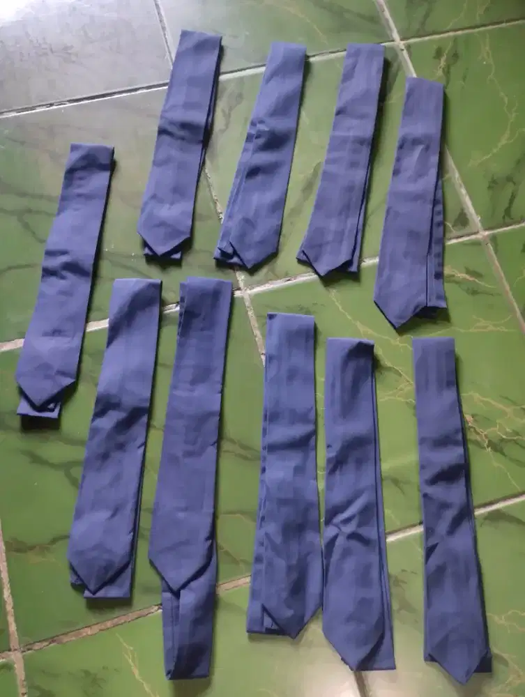 10 BUAH DASI SMP PANJANG TANPA LOGO