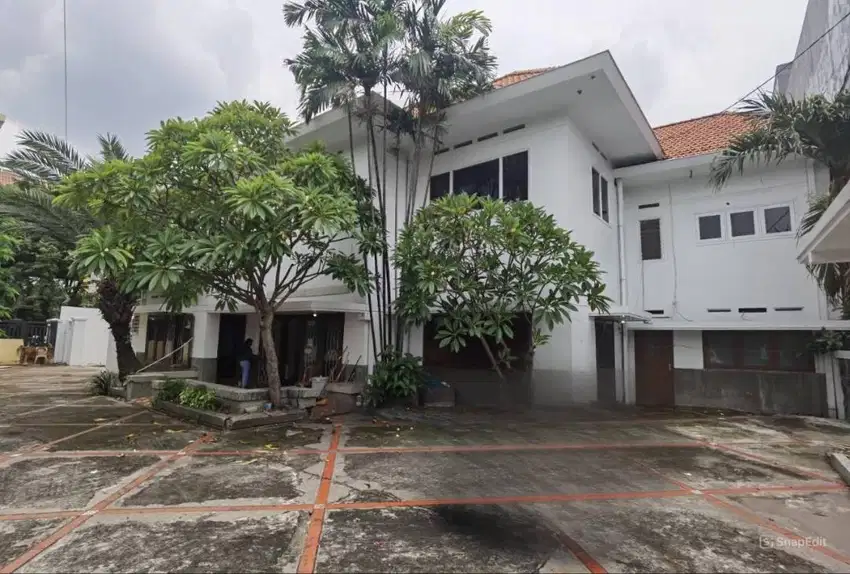 Disewakan Bangunan Kommercial Raya Diponegoro Surabaya Pusat