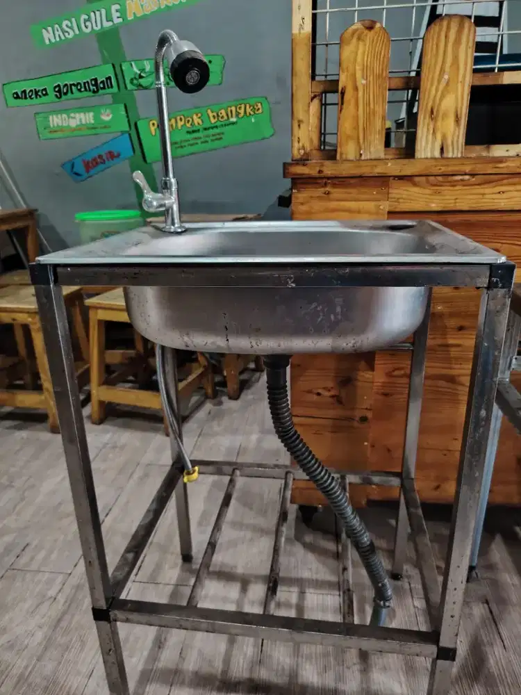 Tempat Cuci Piring Portable