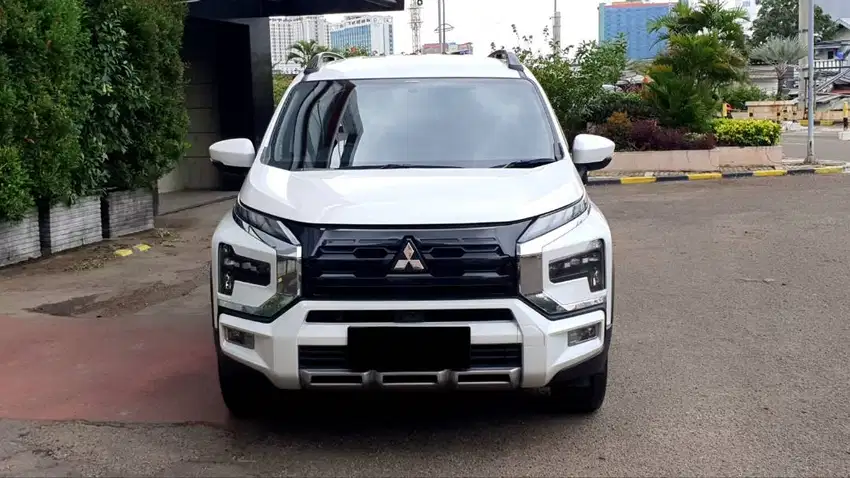 Mitsubishi All New Xpander Cross Premium Plus 1.5 CVT AT Facelift 2023