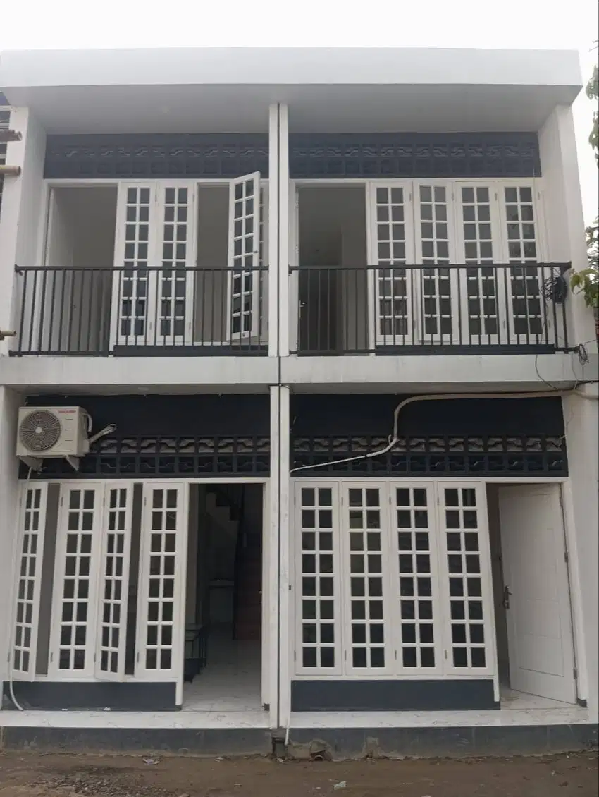 JUAL RUMAH MURAH WHITE CASA RESIDENCE CONDET KRAMAT JATI JAKARTA TIMUR