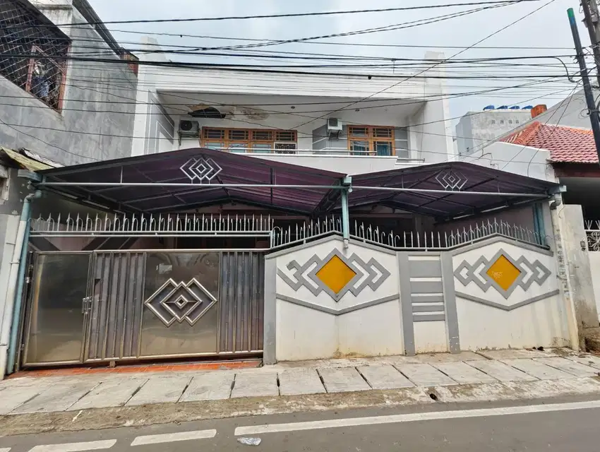 RUMAH GANG KELINCI PASAR BARU SIAP HUNI
