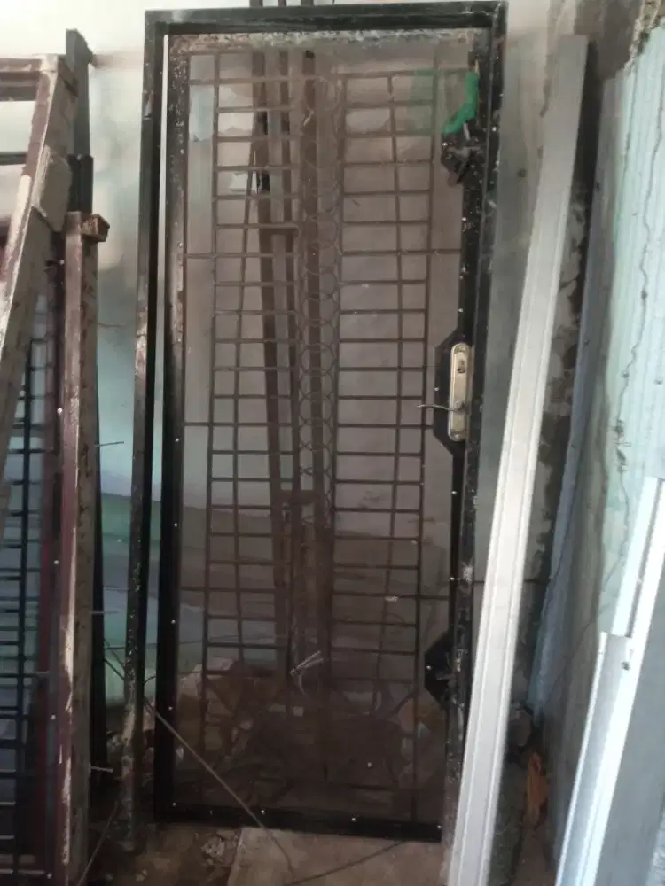 Di jual Pintu teralis besi
