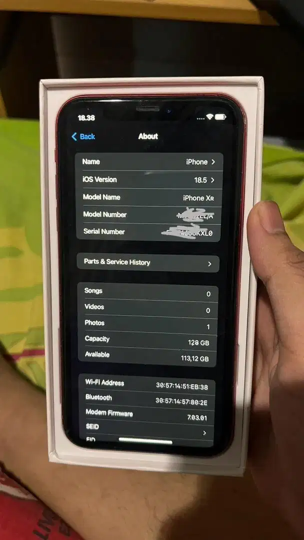 iPhone xr 128gb ALL OPERATOR red